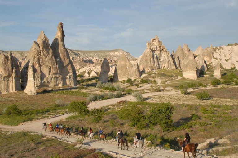 Cappadoica-horse-back-riding
